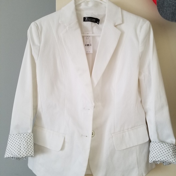 Blazer - Picture 1 of 3